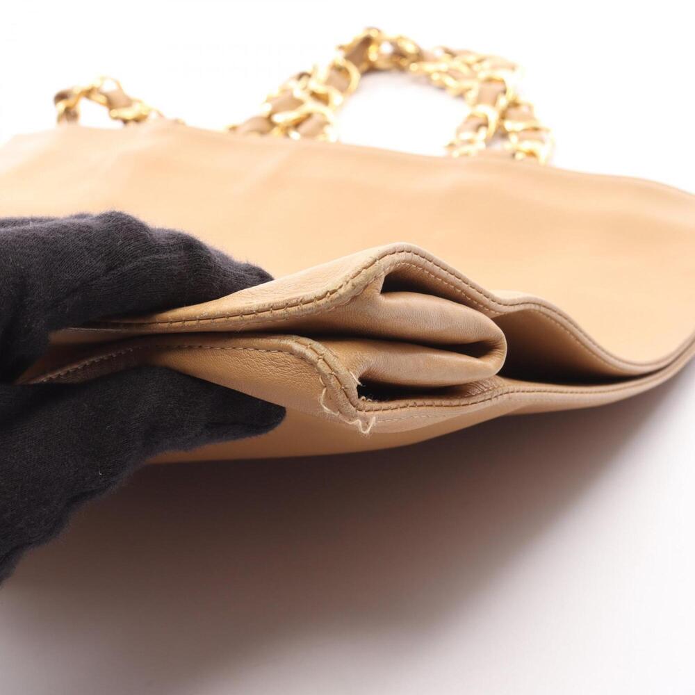 CHANEL Cream Lambskin Leather Logo Tote Bag - Picture 10 of 15